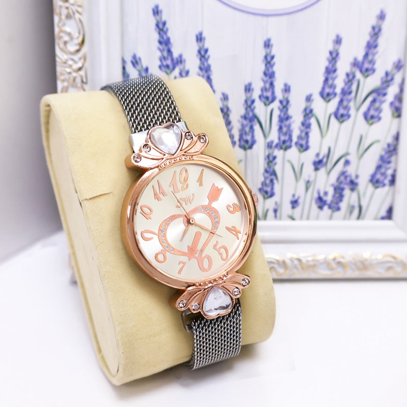 Girl's New Luxurious Love Dial Analog Wrist Watch with Magnet Strap: Elegance and Style in One!