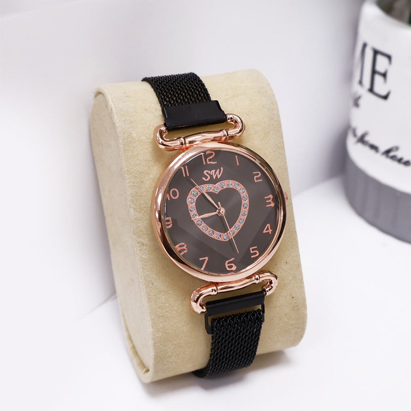 Women's Heart-Shaped Quartz Watch: Elegant Style for Every Occasion!