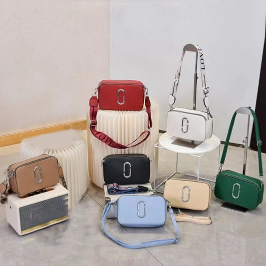 Trendy Women's Crossbody Snapshot Bag – Cute PU Leather Camera Purse, Fashionable Small Crossbody Bags, Chic Snapshot Style Handbags with Wide Strap, Mini Crossbody Leather Bag for Women